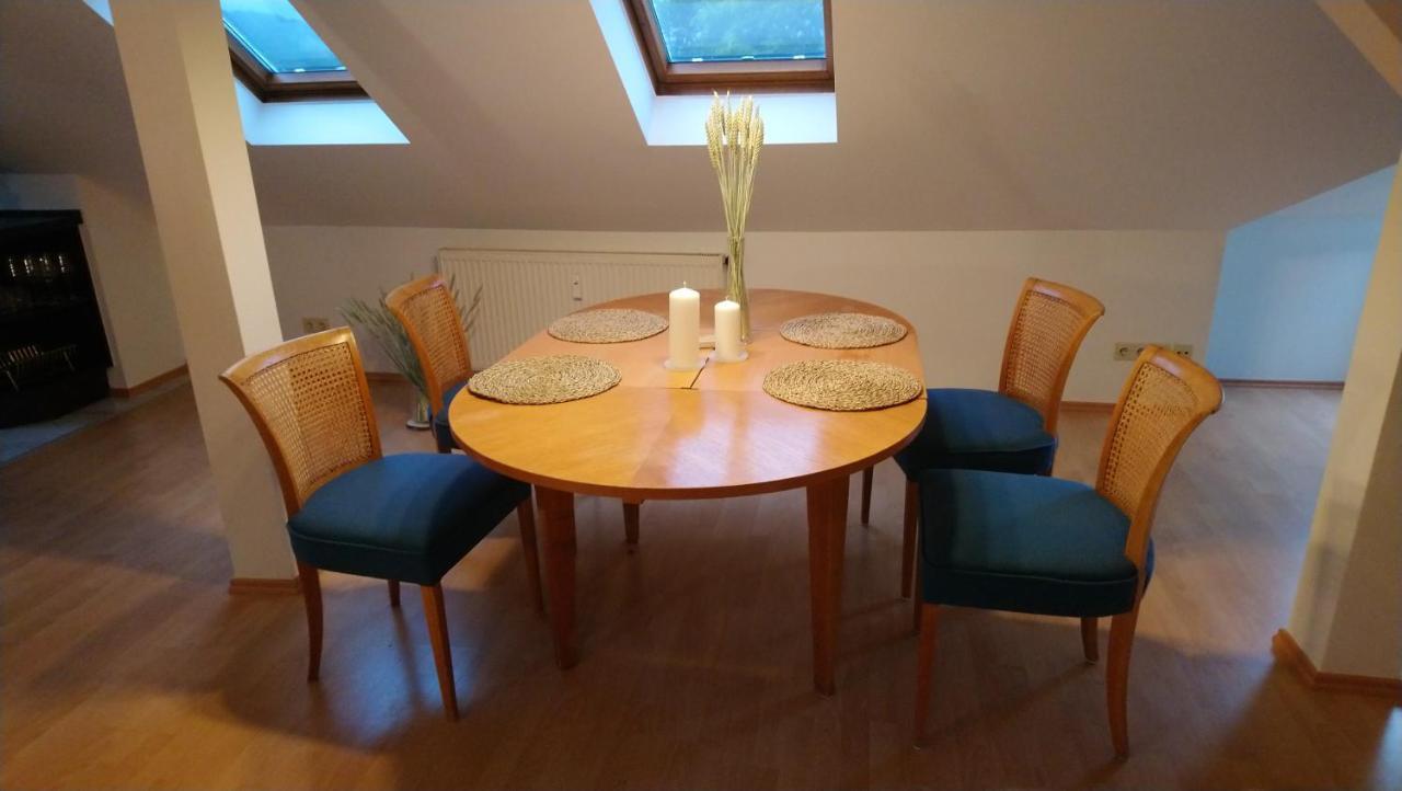 Wohlfuehlen / Parkplatz / Bis 4 Personen / Kueche Apartment Dresda Exterior foto
